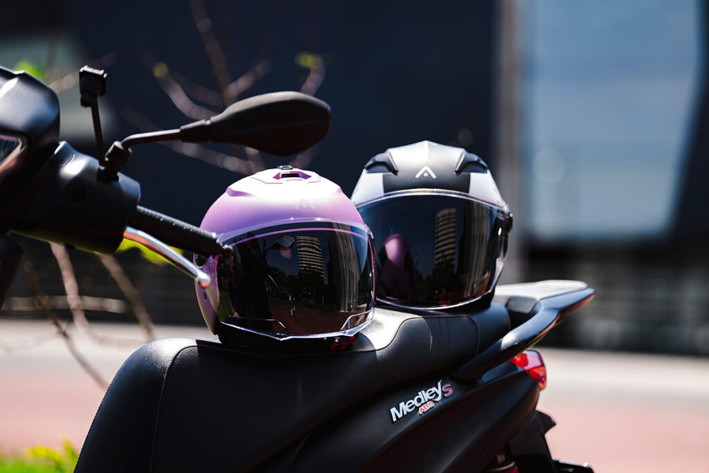 cuanto cuesta casco de moto
